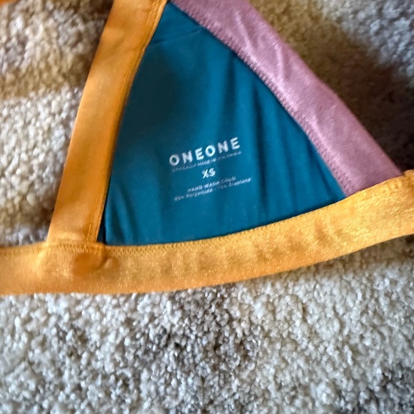 Colorblock Triangle Bikini Set - Picture 3 of 3